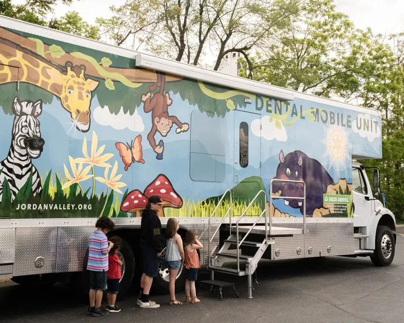 Jordan Valley Health Dental Mobile Unit Exterior Photo